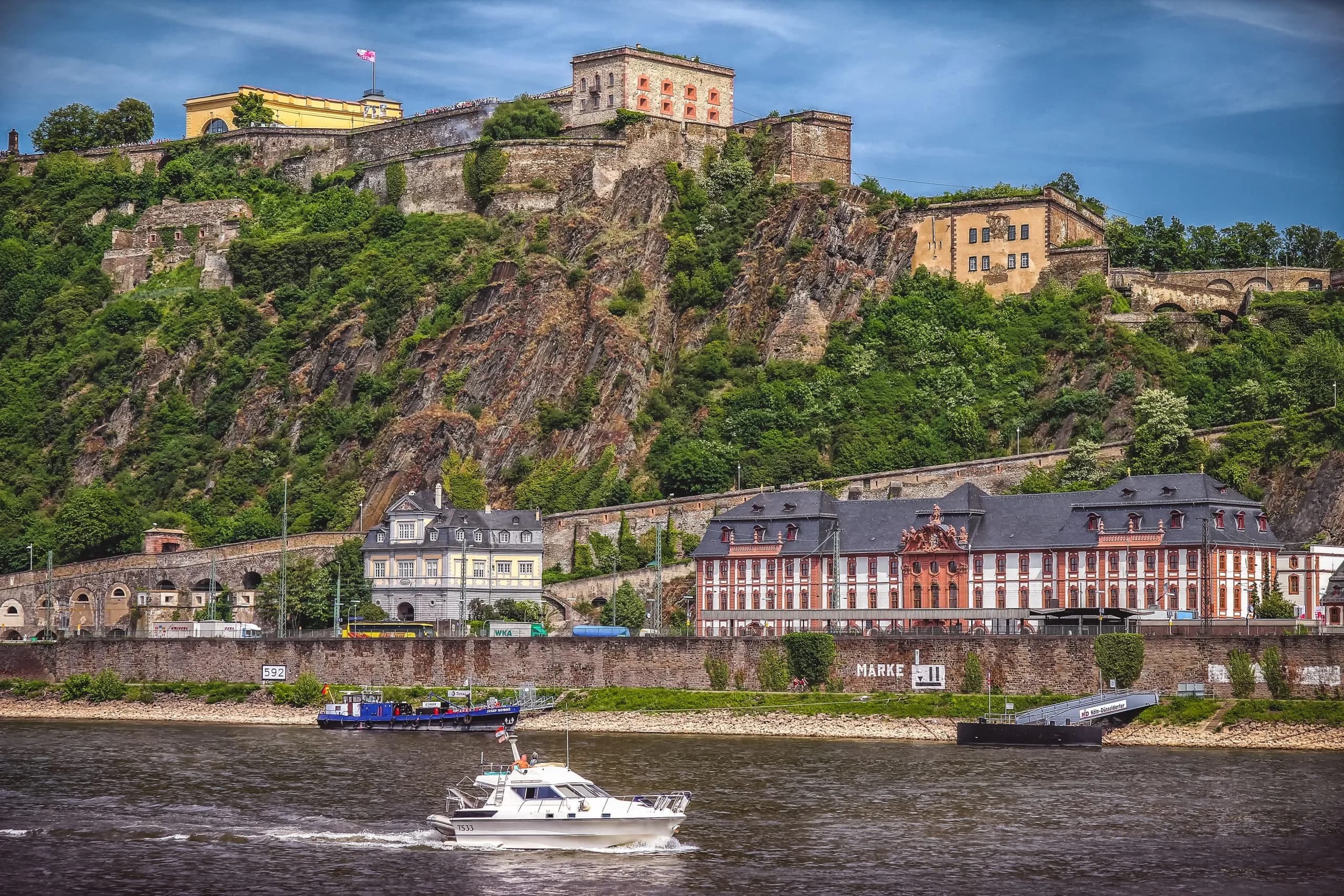 Flusskreuzfahrt auf dem goldenen Rhein 4