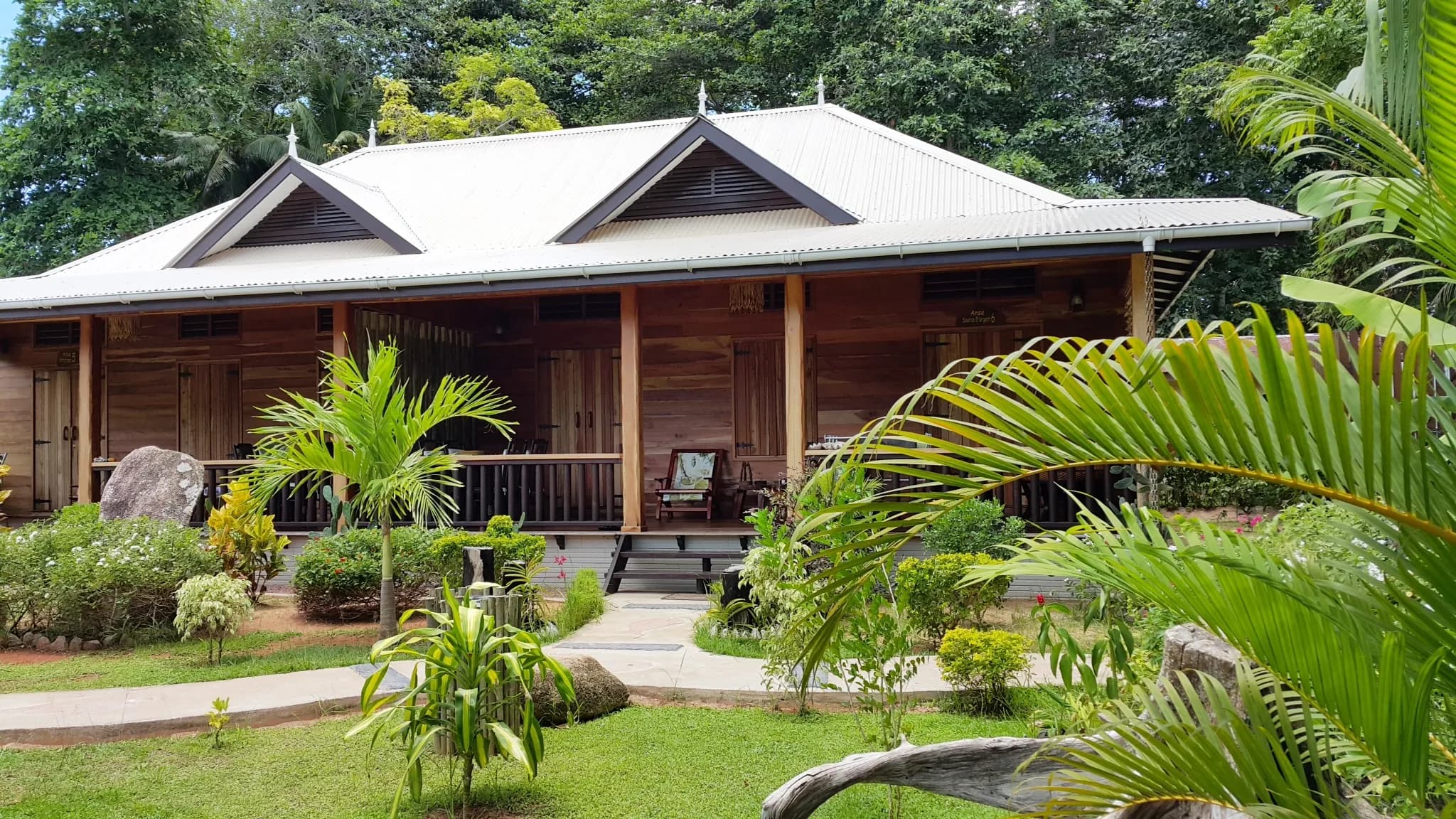 LA DIGUE HOLIDAY VILLAS 2
