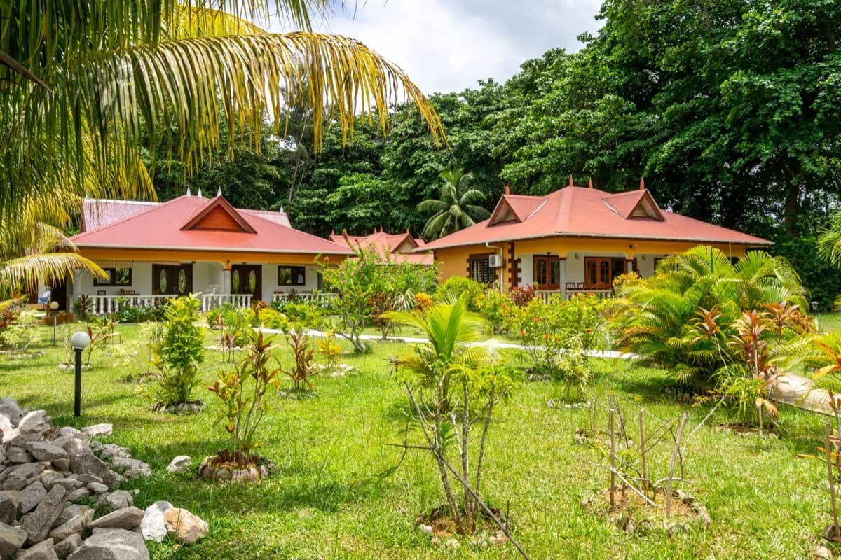 ZEROF SELF CATERING APARTMENTS 5