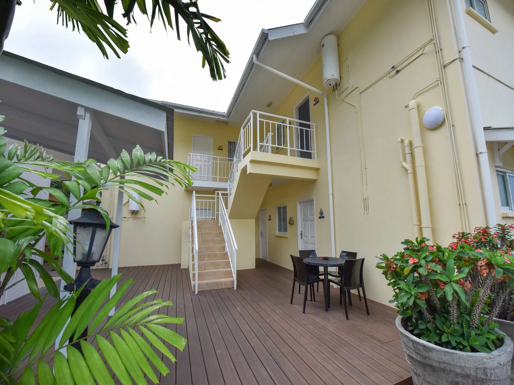 OCEANVIEW GUESTHOUSE 3