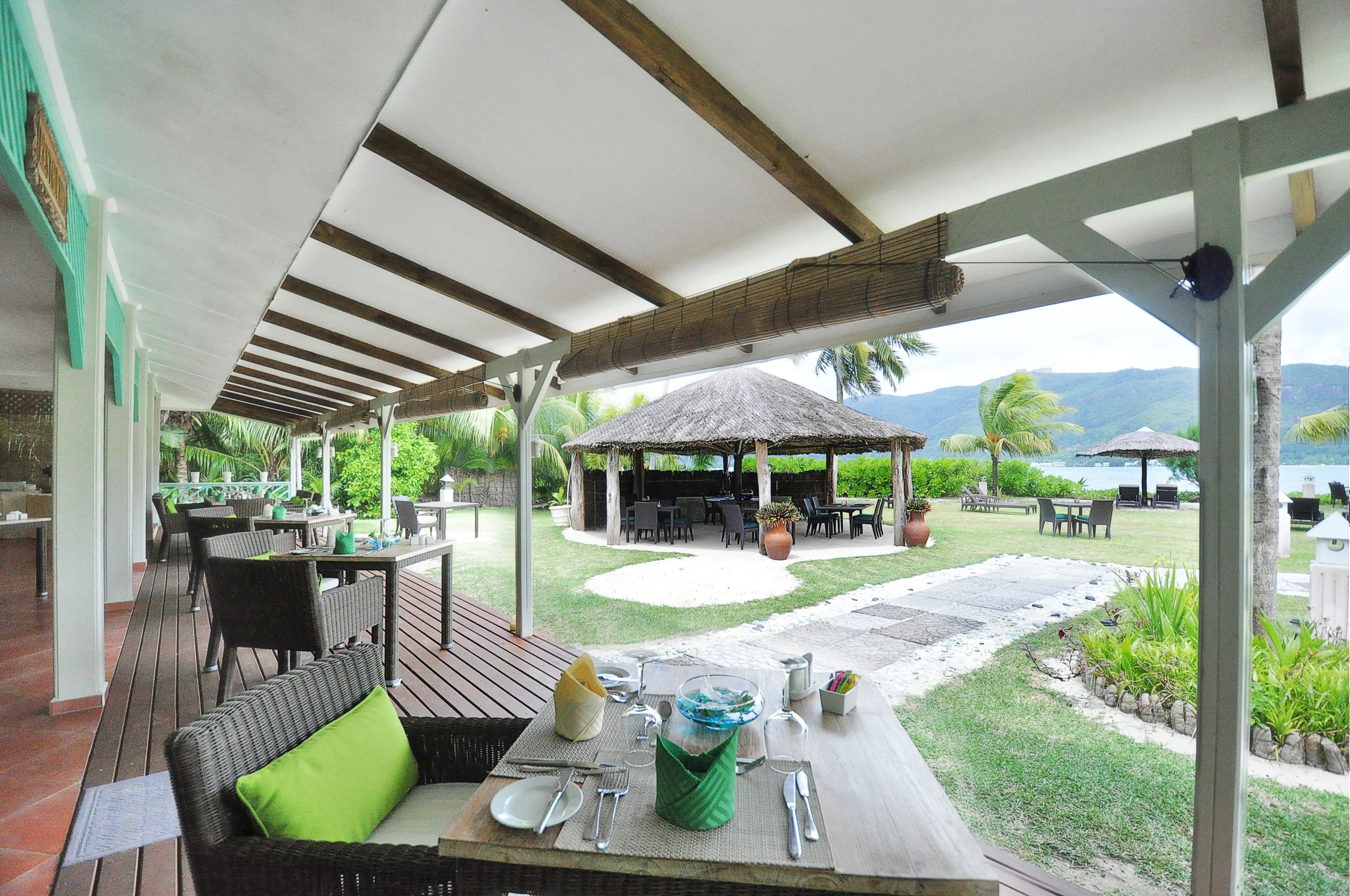 L'HABITATION - Cerf Island 3