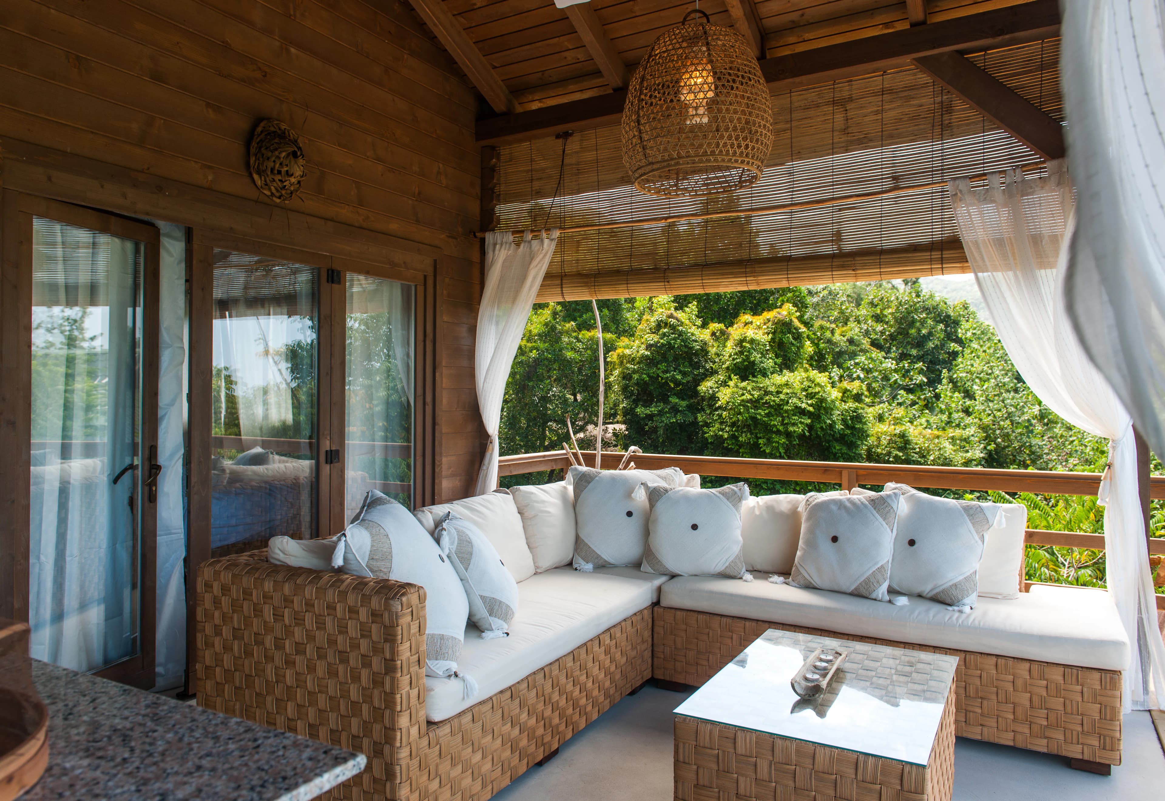 LA POINTE BEACH HUTS 3