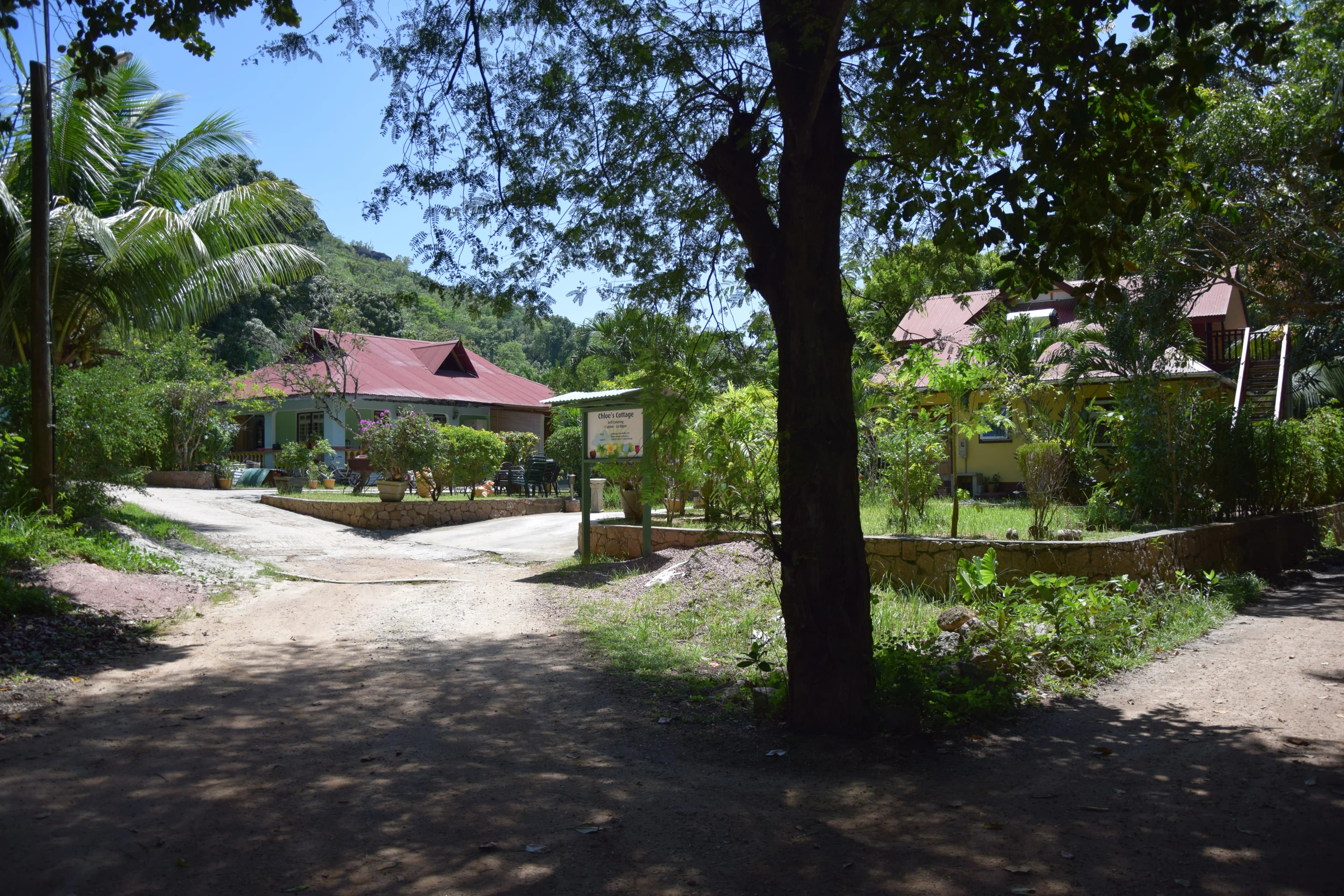 CHLOES COTTAGE 2