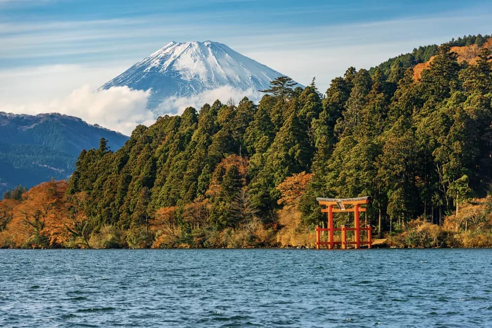 Japan im herbstlichen Farbenrausch