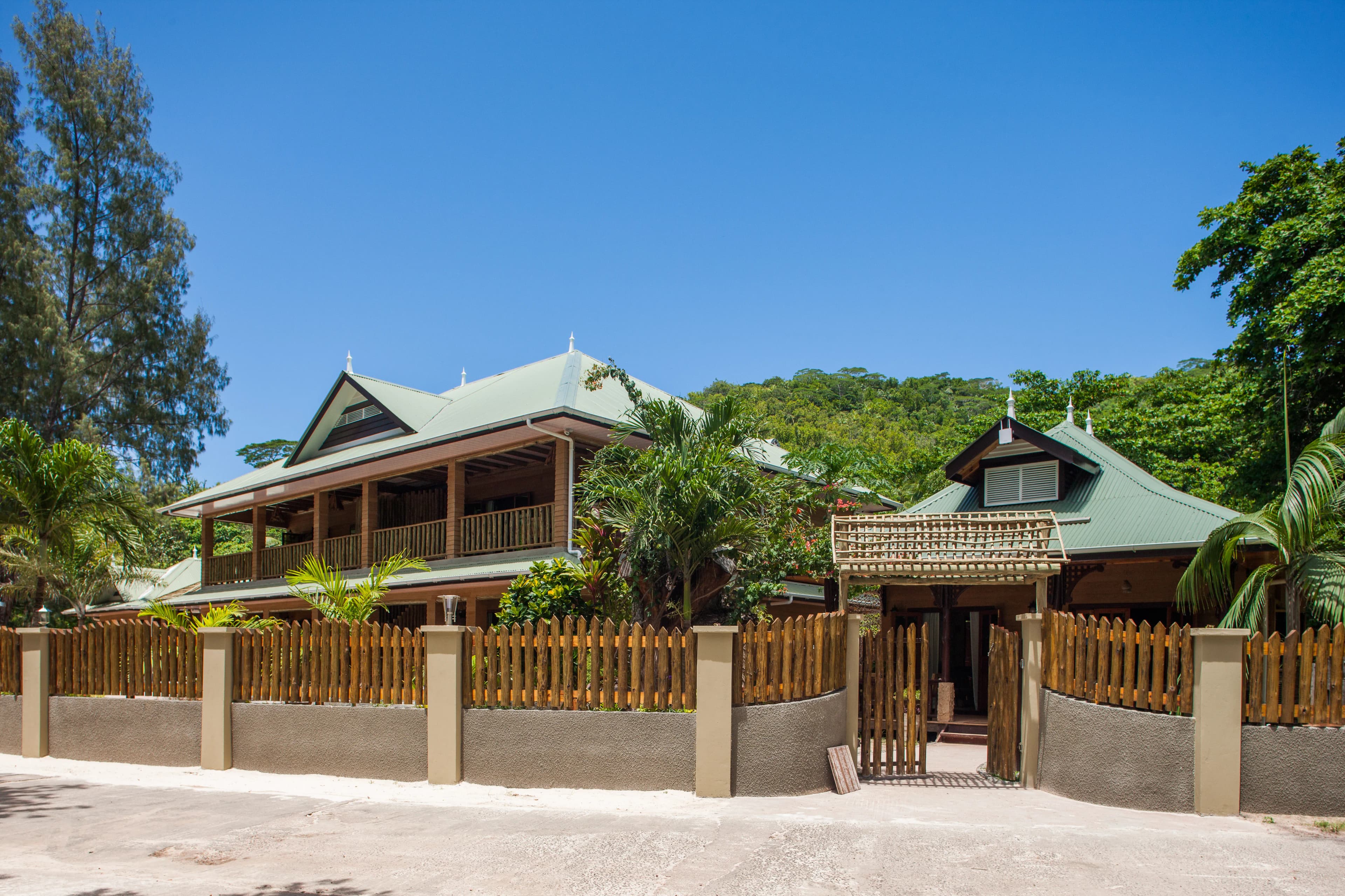 ANSE SEVERE BEACH VILLA