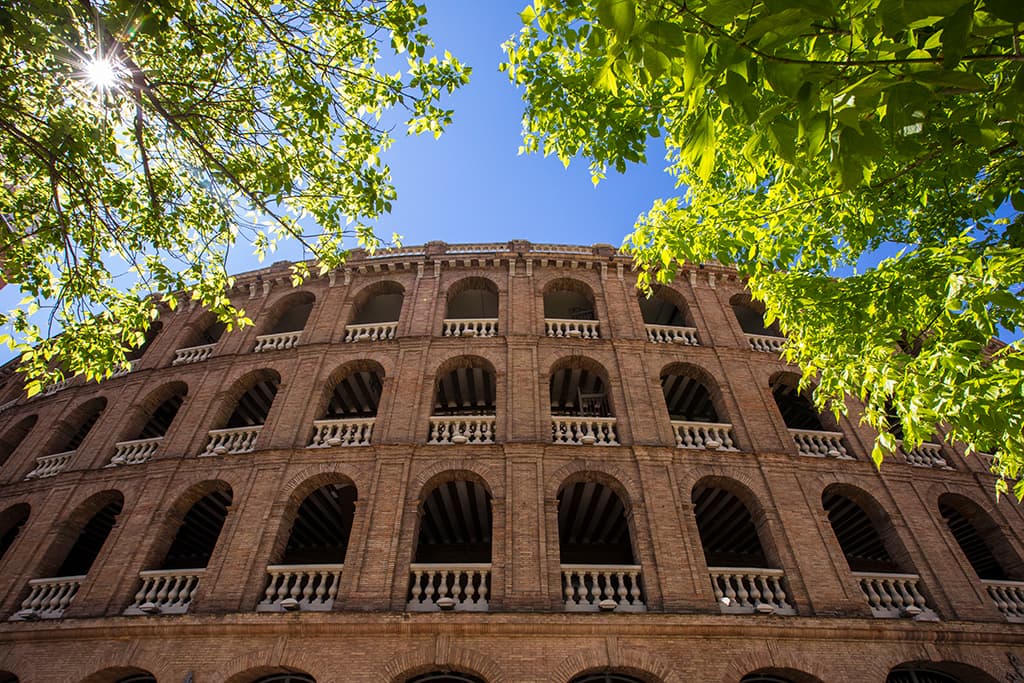 Valencia ab/bis Linz